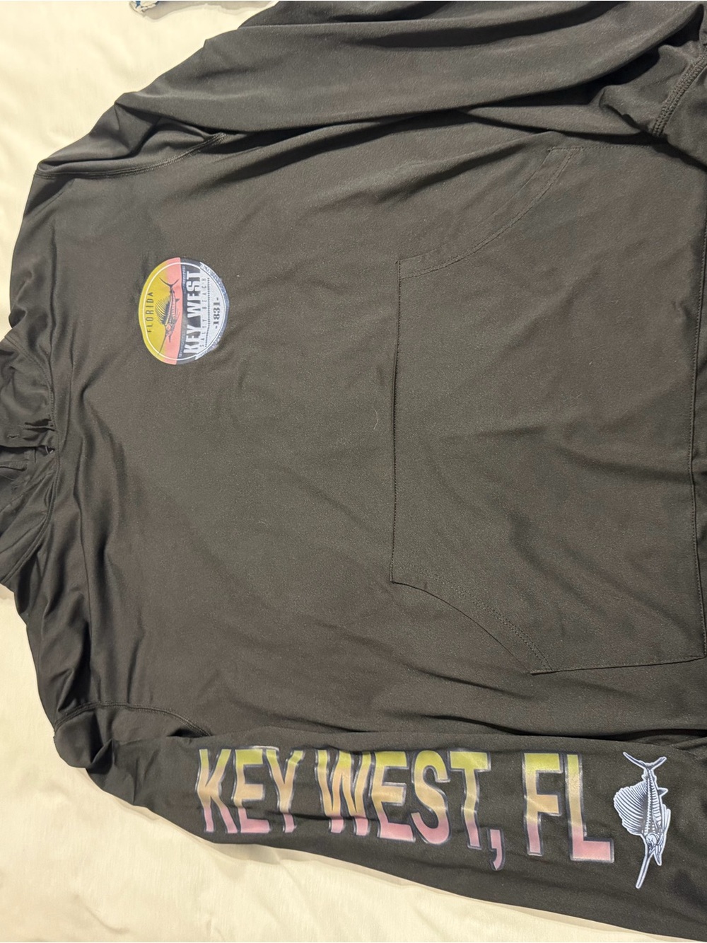 Men’s long sleeve with hood like new